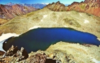 2340 il riposo delle acque - AO Aosta Pila conca di Arbolle, il Lago Gelato